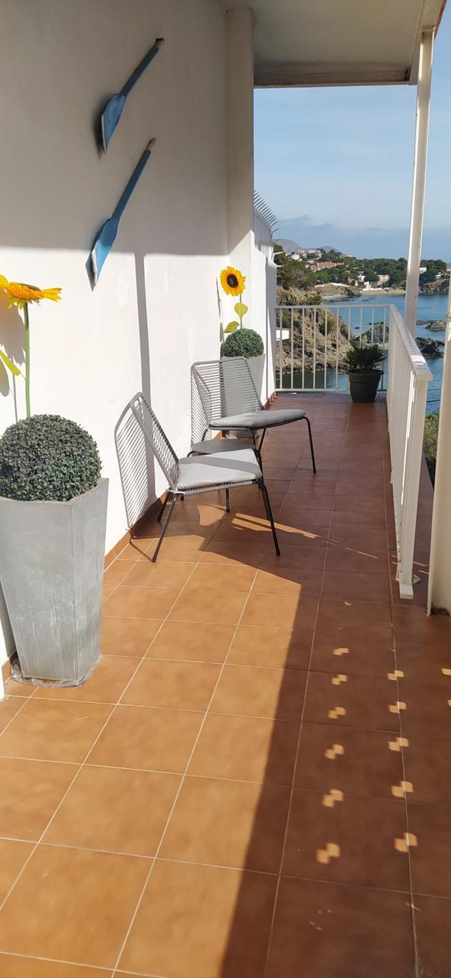 Ca La Nuri Pis 1 Vistas Al Mar Apartment Llanca Bagian luar foto